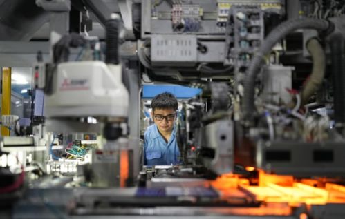 六看中國經濟 電子元器件與機電組件設備制造行業的機遇與挑戰